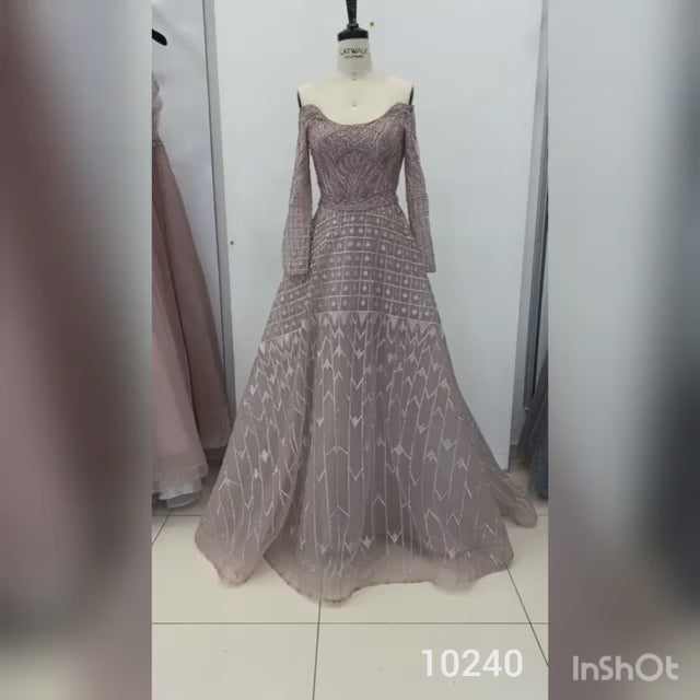 Catwalk Couture 10240