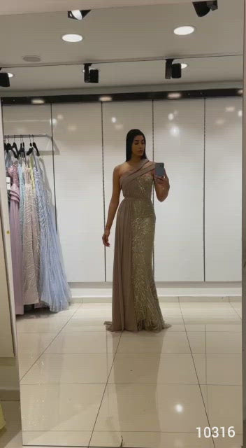 Catwalk Couture 10316